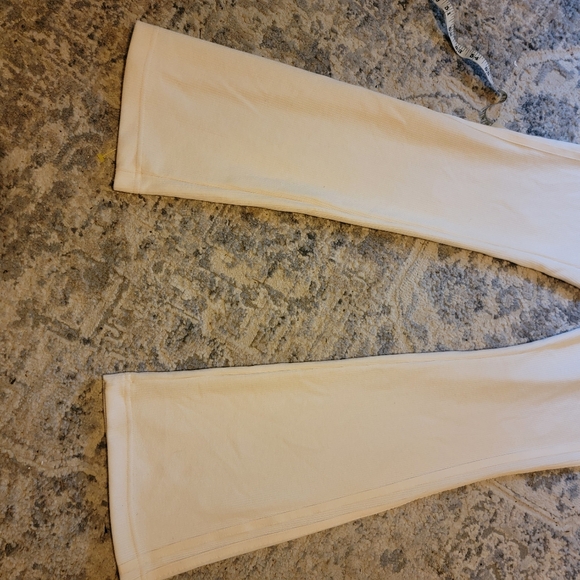 Adidas sweatpants - Picture 4 of 11